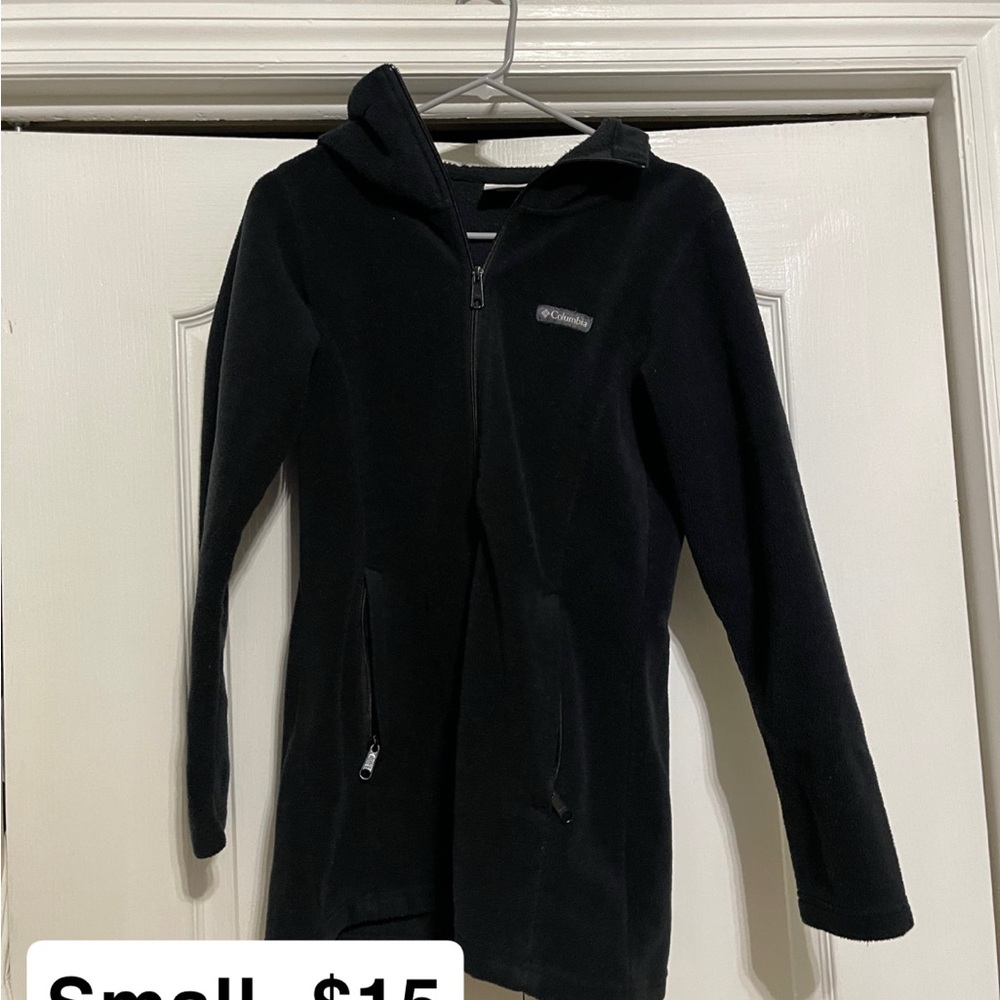 Women's Black Fleece Jacket